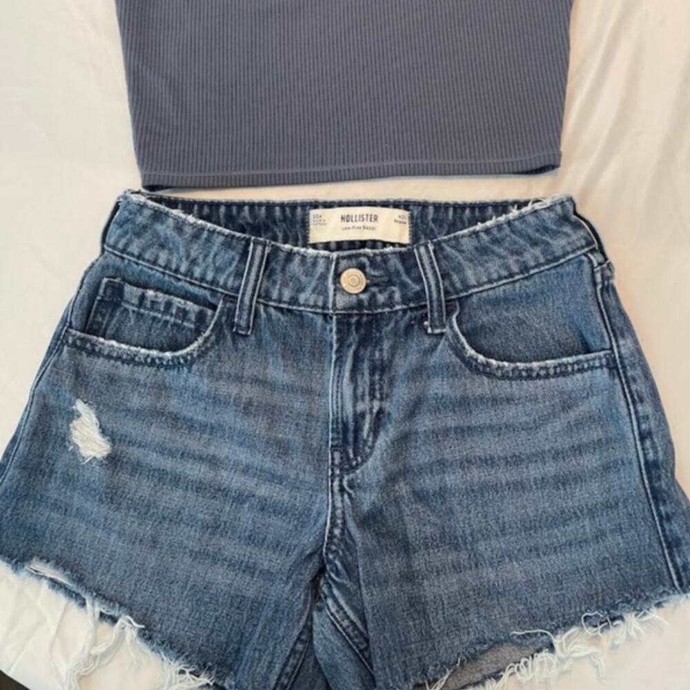 Hollister Denim Booty Mini Shorts 0 Medium Wash Stretch Ultra Low Rise Y2K VTG